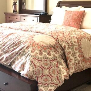 Pottery Barn Queen Duvet